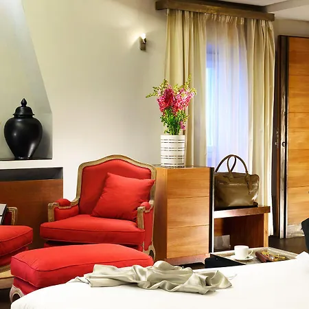 Mario De' Fiori 37 Hotel 4*