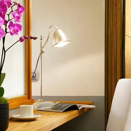 Hotel Mario De' Fiori 37