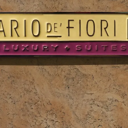 מלון Mario De' Fiori 37 רומא