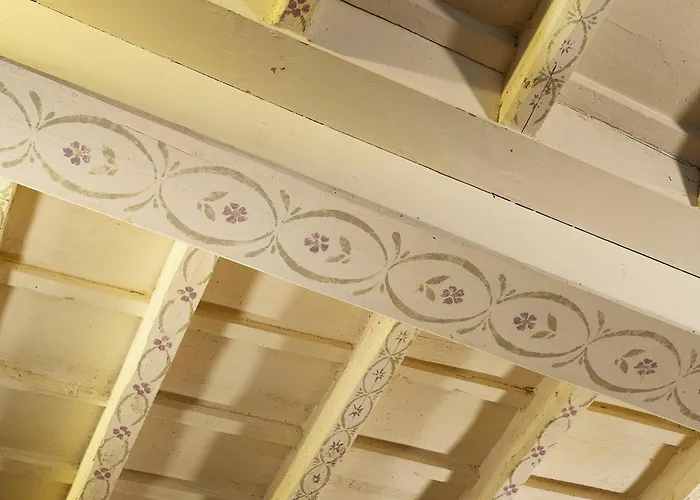 Mario De' Fiori 37 מלון רומא