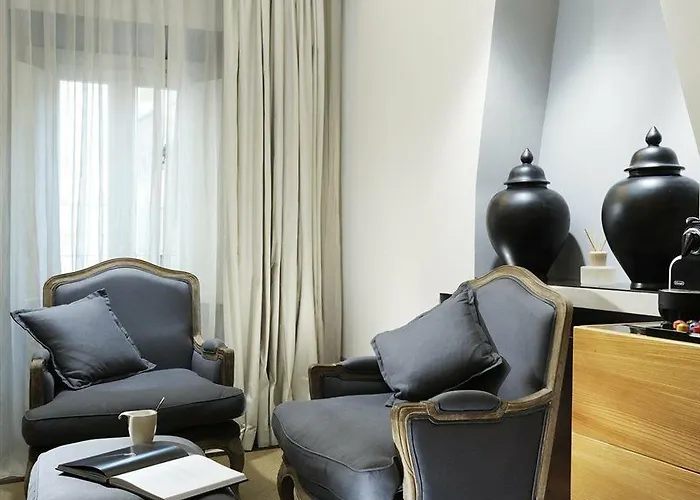 Mario De' Fiori 37 מלון רומא